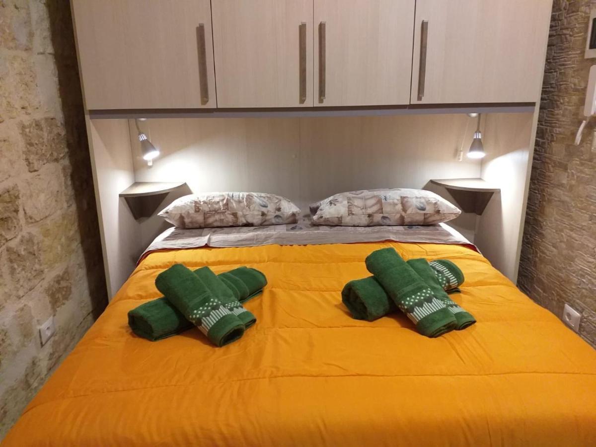 Bed and Breakfast I Marchesi Del Grillo - Vicinanze Stazione, Campus, Policlinico à Bari Extérieur photo